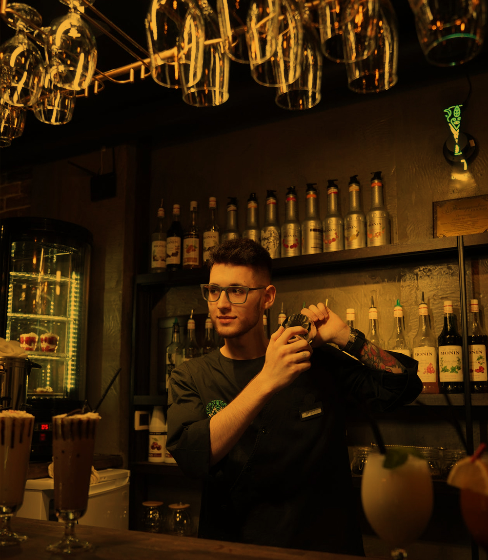 Lorem Ipsum is simply dummy text of the printing and typesetting industry.